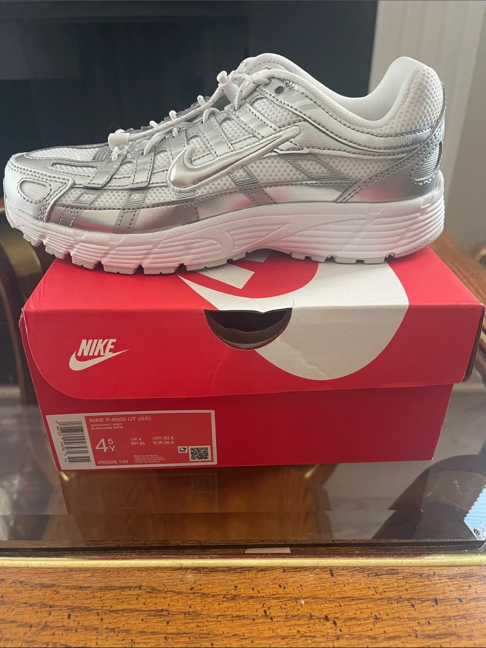 Nike Silver White Athletic Sneakers